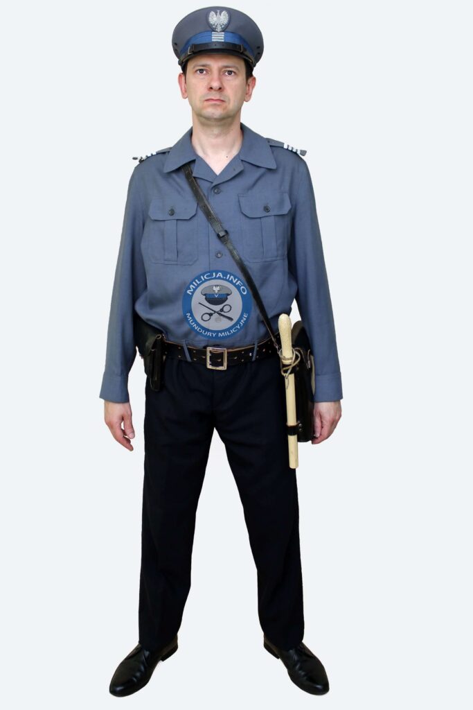 Plutonowy MO w bluzie letniej â€“ olimpijce â€“ ok. 1974â€“1990.