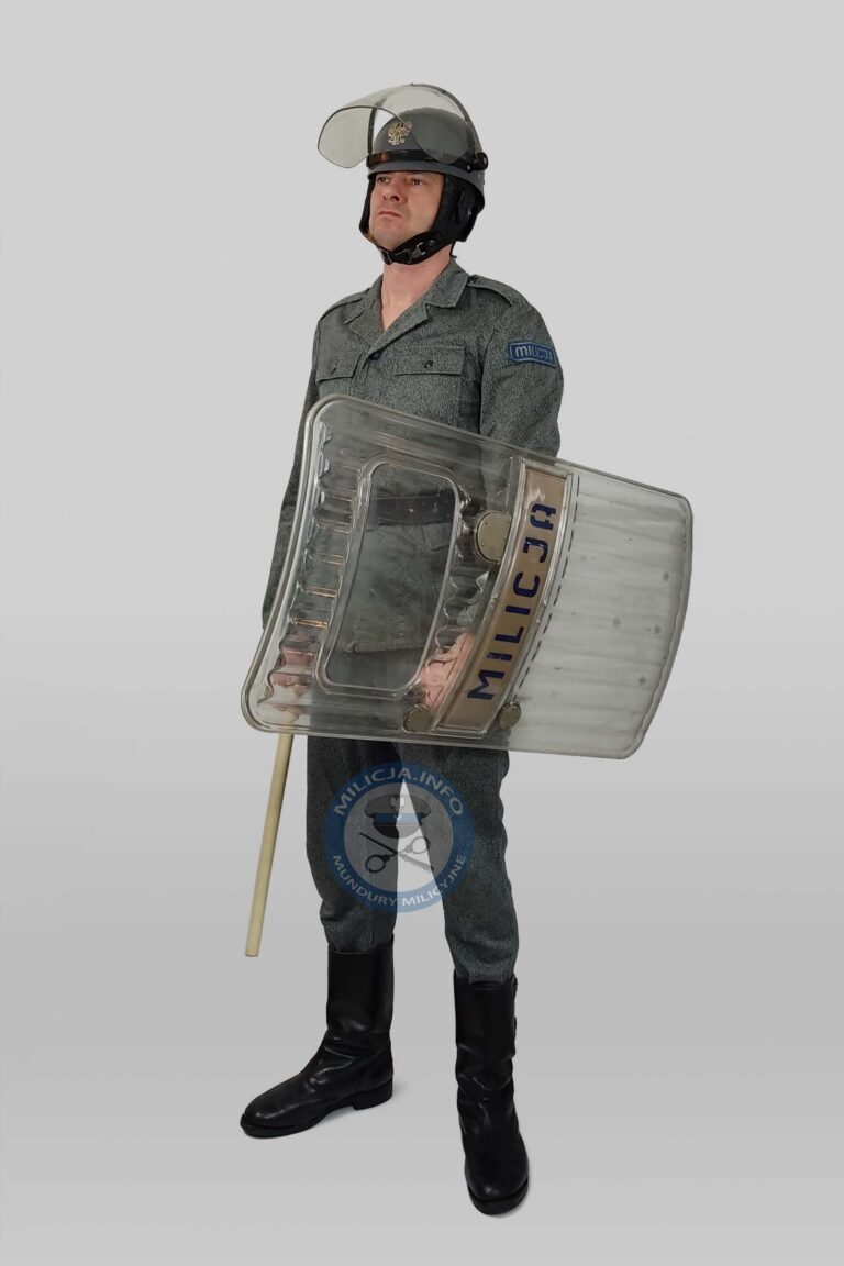 ZOMO â€“ Stan Wojenny â€“ ubiÃ³r polowy letni + heÅ‚m wz. 60, paÅ‚ka, tarcza â€“ 1976â€“1983.