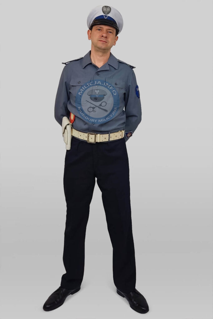 Milicyjna drogÃ³wka â€“ sierÅ¼ant w bluzie letniej, kabura, lizak â€“ ok. 1975â€“1990.