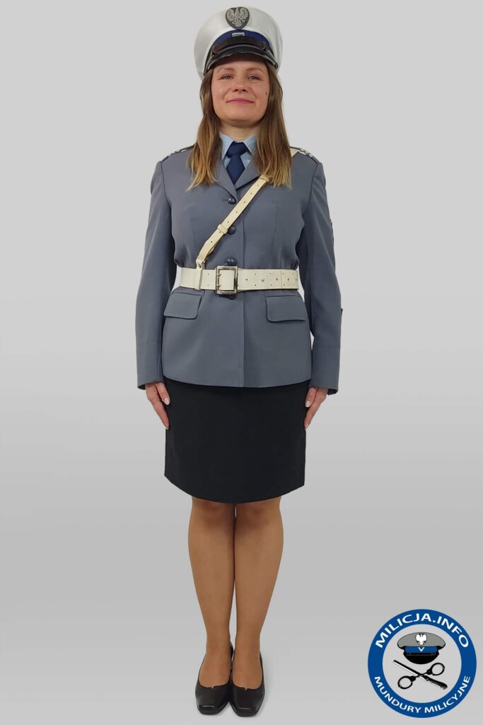 Milicjantka WydziaÅ‚u Ruchu Drogowego MO w mundurze sÅ‚uÅ¼bowym â€“ ok. 1975â€“1990.